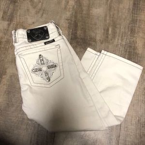 Miss me cropped capris